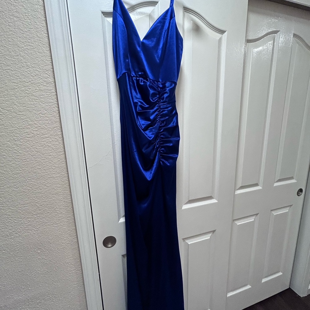 Elegant Blue Satin prom dress